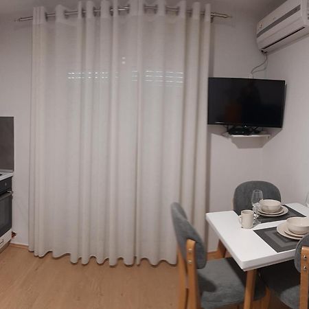 Comfy apartment- Sunny balcony Tirana Eksteriør billede